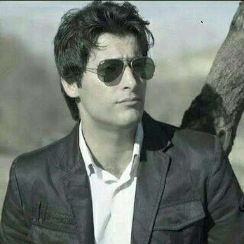 فرشید نادری دنیا