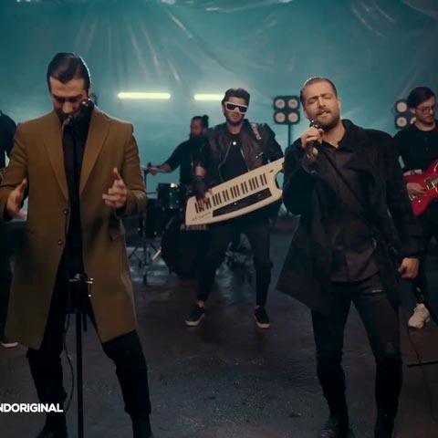 ویدیو ماکان بند گردنم بنداز