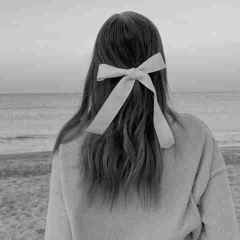 سورنا و هیچکس و بهرام غرق تو تباهی معلق بی فردا