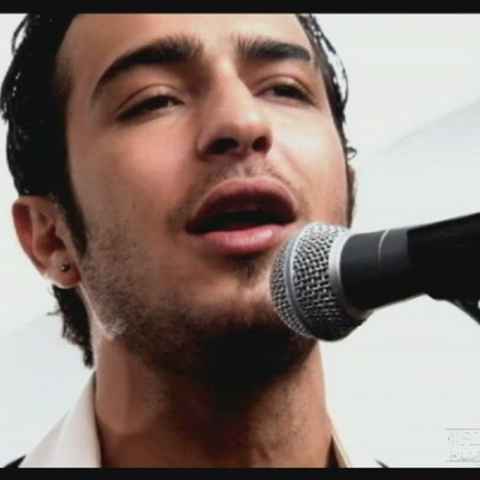 بلک کتس آره منم آره منم آره منم دوست دارم