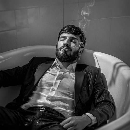 سمی لون متاسفم برای خودم نه تو بهت گفتم بی ادبم سمی لون متاسفم برای خودم نه تو بهت گفتم بی ادبم
